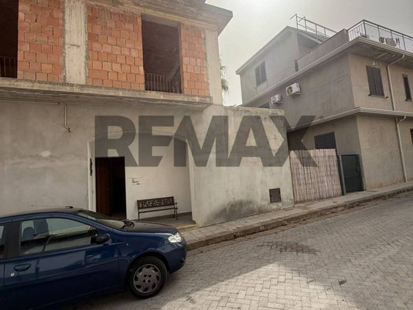 casa indipendente in vendita ad Acquedolci