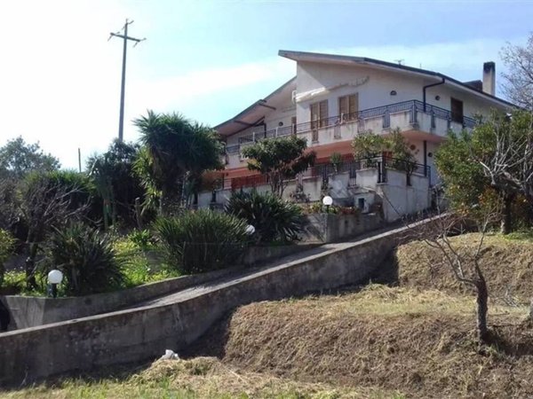 casa indipendente in vendita a Torrenova