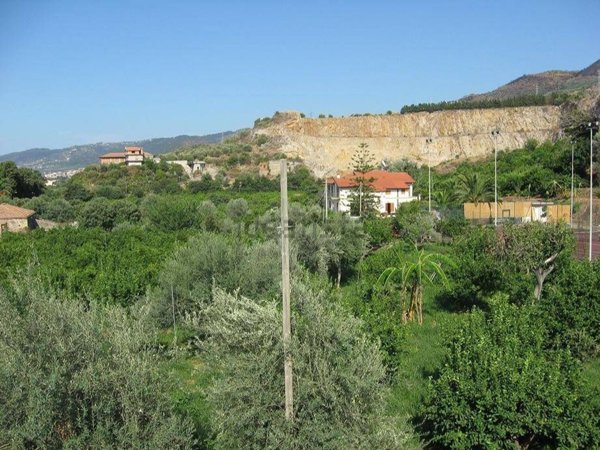 terreno edificabile in vendita a Torrenova