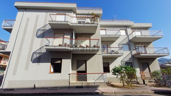 locale commerciale in vendita a Torrenova