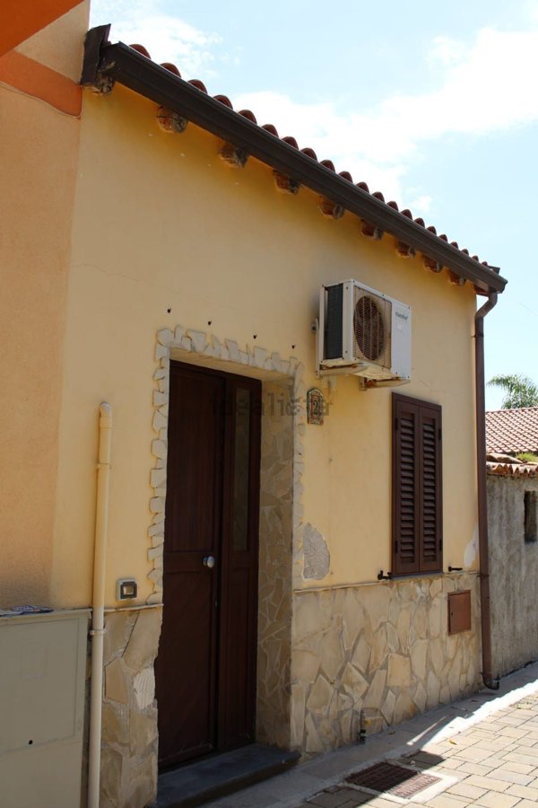 casa indipendente in vendita a Torrenova