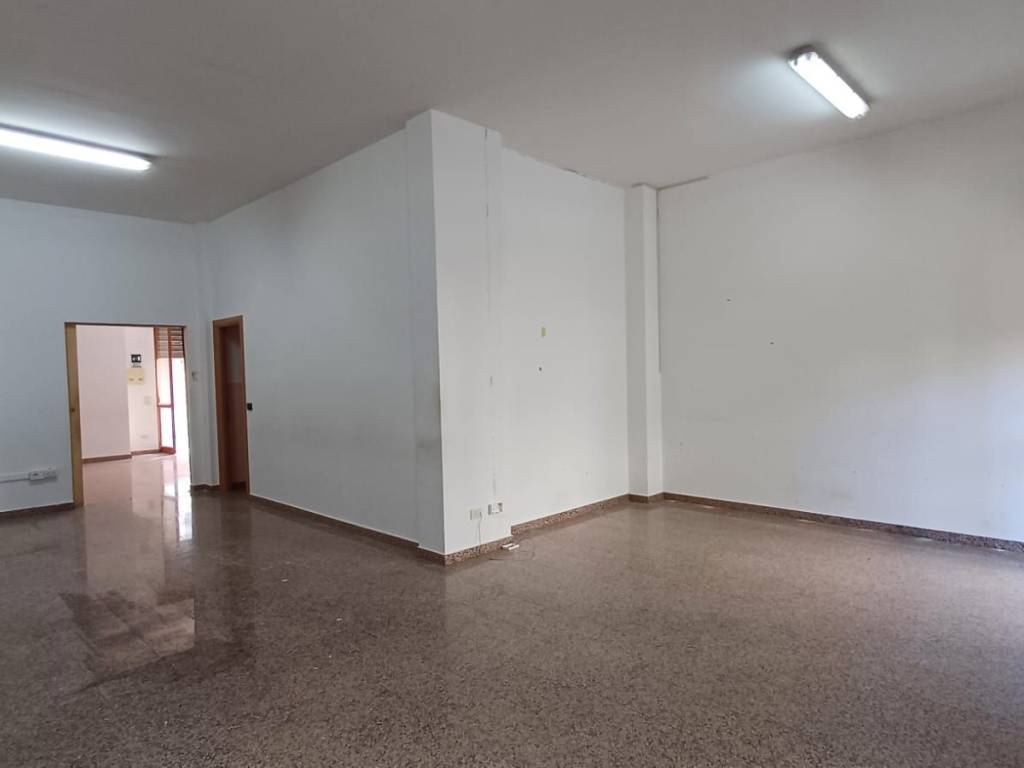 negozio in vendita a Torrenova