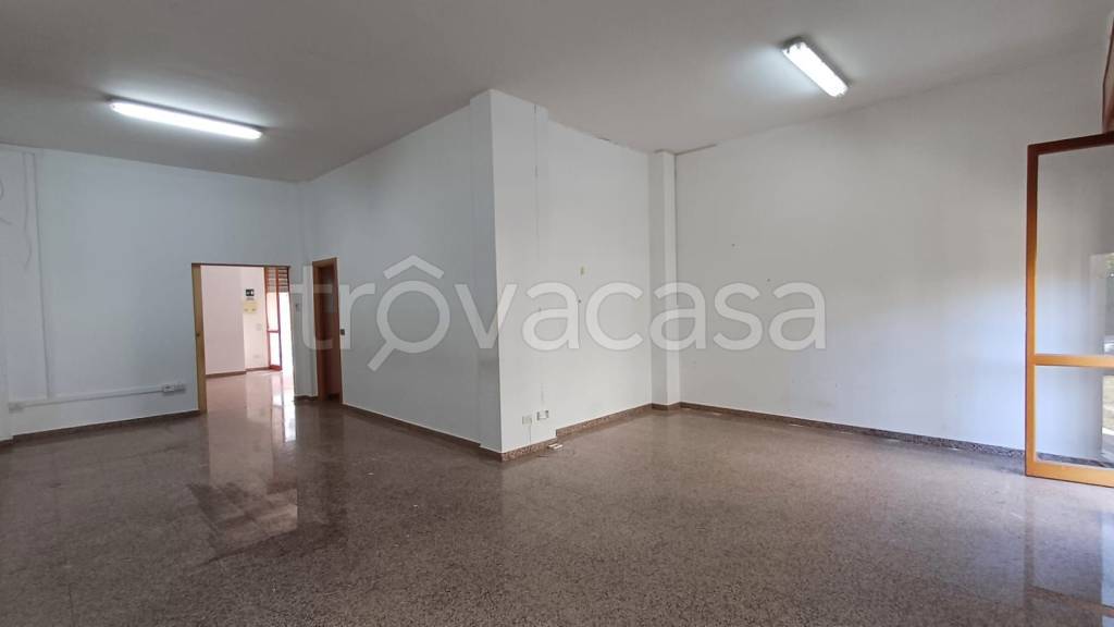 negozio in vendita a Torrenova