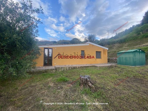 casa indipendente in vendita a Torrenova