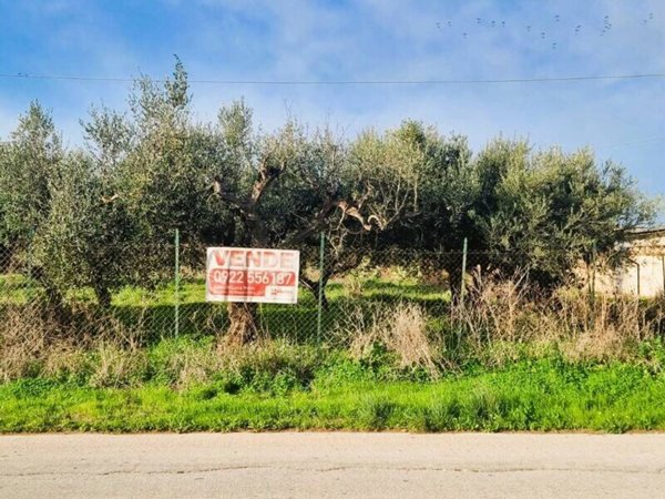 terreno edificabile in vendita ad Agrigento in zona Cannatello