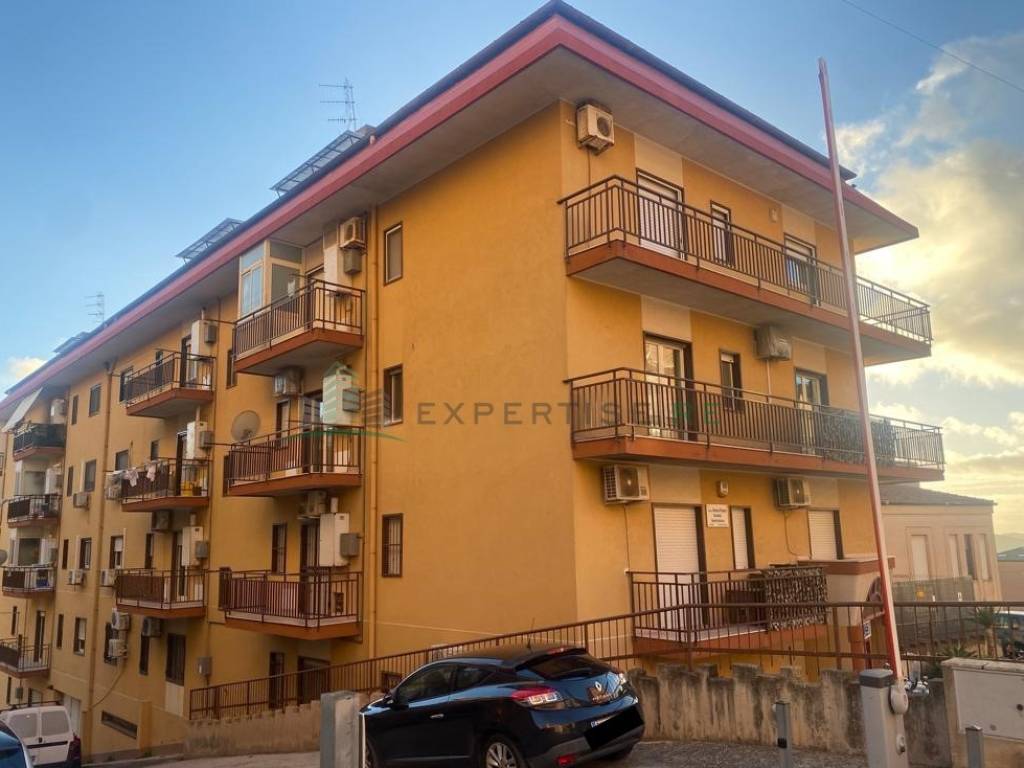 appartamento in vendita ad Agrigento in zona Montaperto