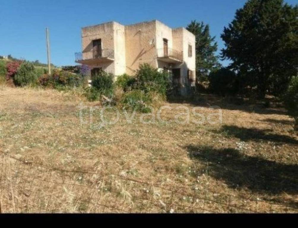 casa indipendente in vendita ad Agrigento in zona Montaperto