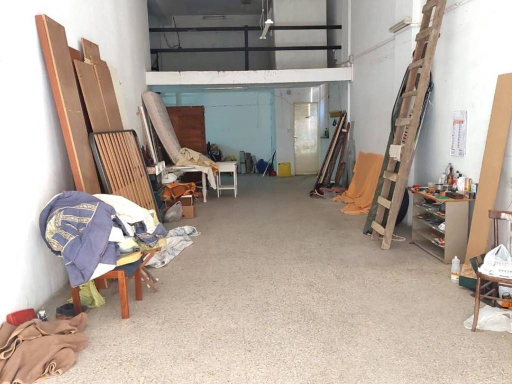 locale commerciale in vendita ad Agrigento