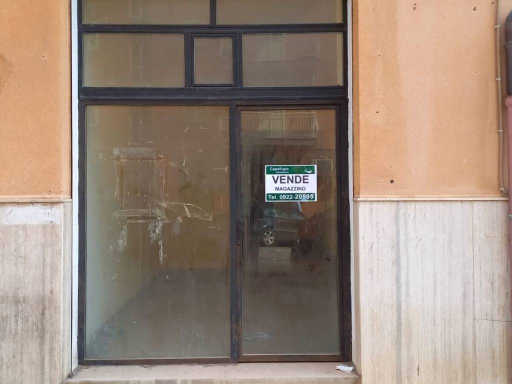 negozio in vendita ad Agrigento