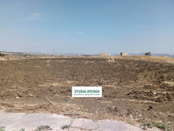 terreno agricolo in vendita ad Agrigento in zona Montaperto