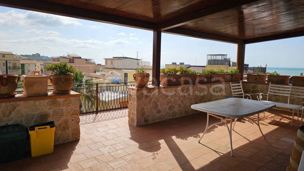 appartamento in vendita ad Agrigento in zona San Leone