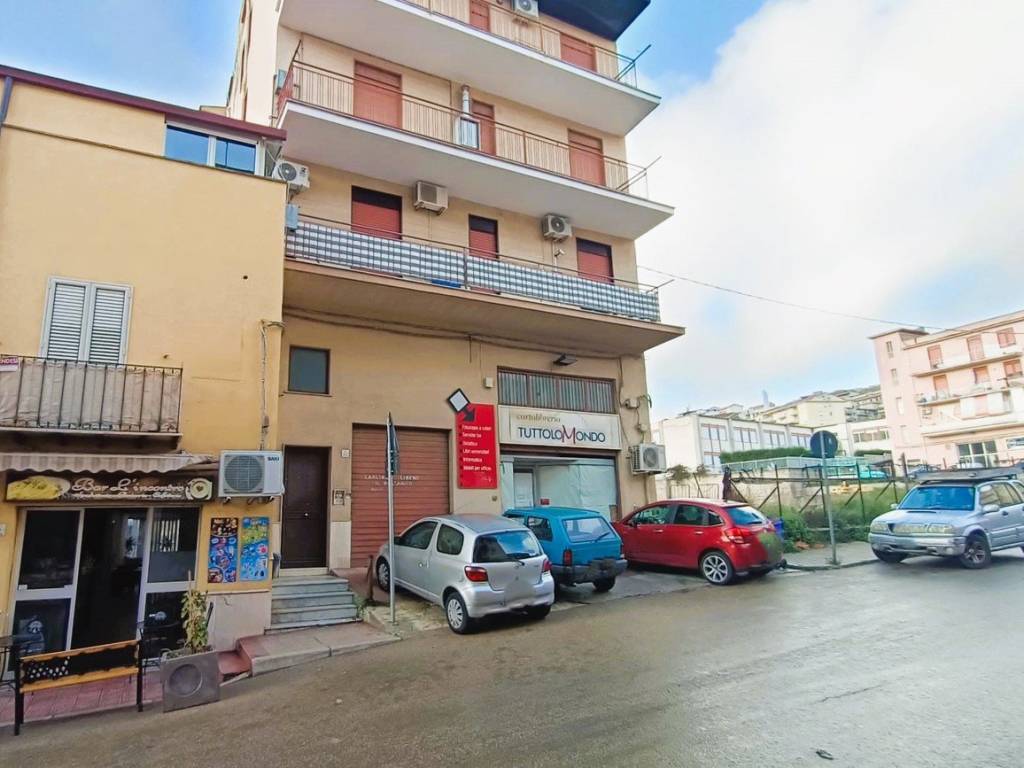 appartamento in vendita ad Agrigento in zona Giardina Gallotti