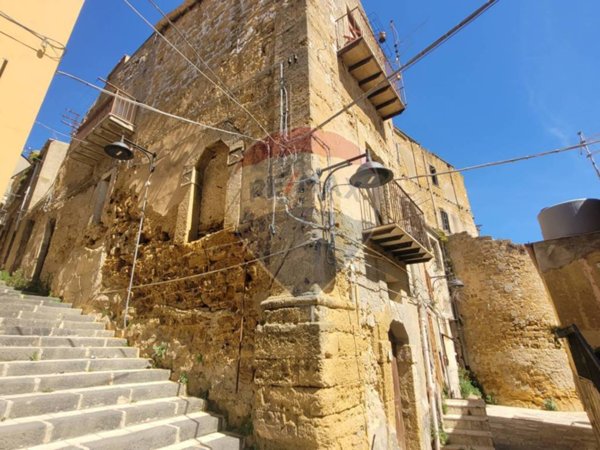 appartamento in vendita ad Agrigento in zona Centro Storico