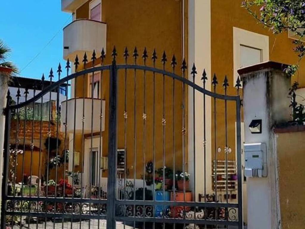 casa indipendente in vendita ad Agrigento in zona San Leone