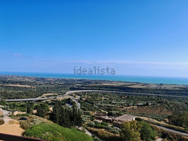 appartamento in vendita ad Agrigento in zona Centro Storico