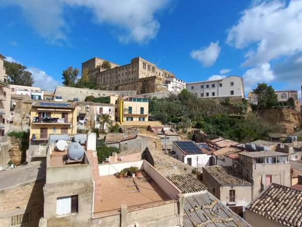 appartamento in vendita ad Agrigento in zona Centro Storico