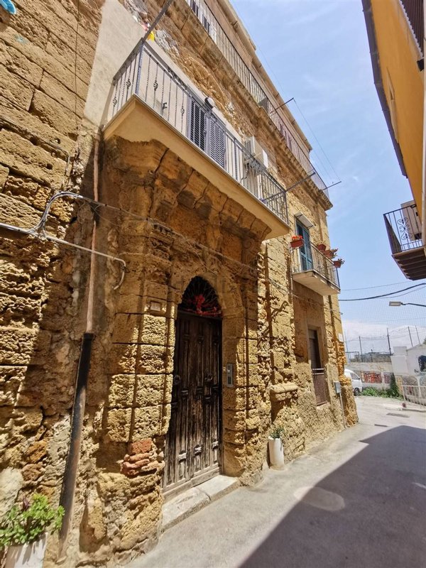 appartamento in vendita ad Agrigento in zona Centro Storico