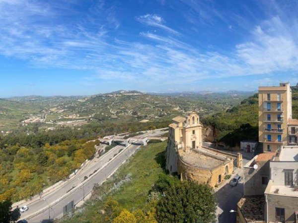 appartamento in vendita ad Agrigento in zona Centro Storico