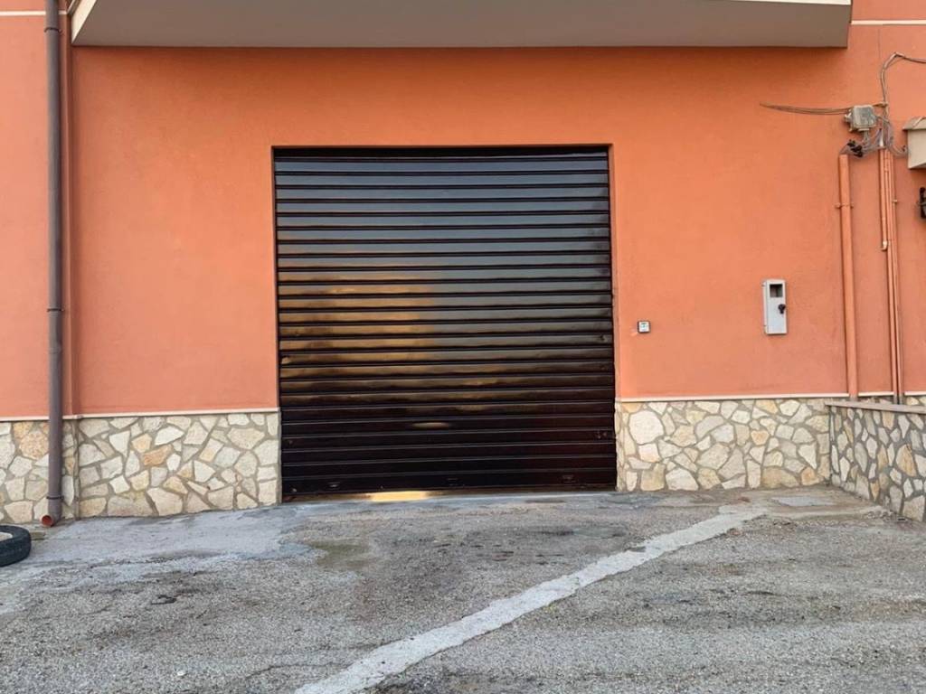 locale commerciale in vendita ad Agrigento in zona San Leone