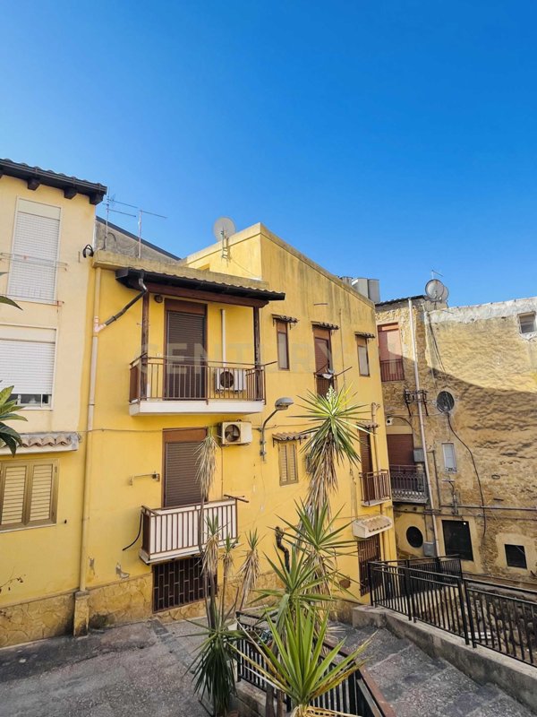 appartamento in vendita ad Agrigento in zona Centro Storico