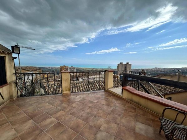 casa indipendente in vendita ad Agrigento in zona Centro Storico
