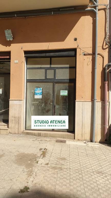 negozio in vendita ad Agrigento in zona Centro Storico