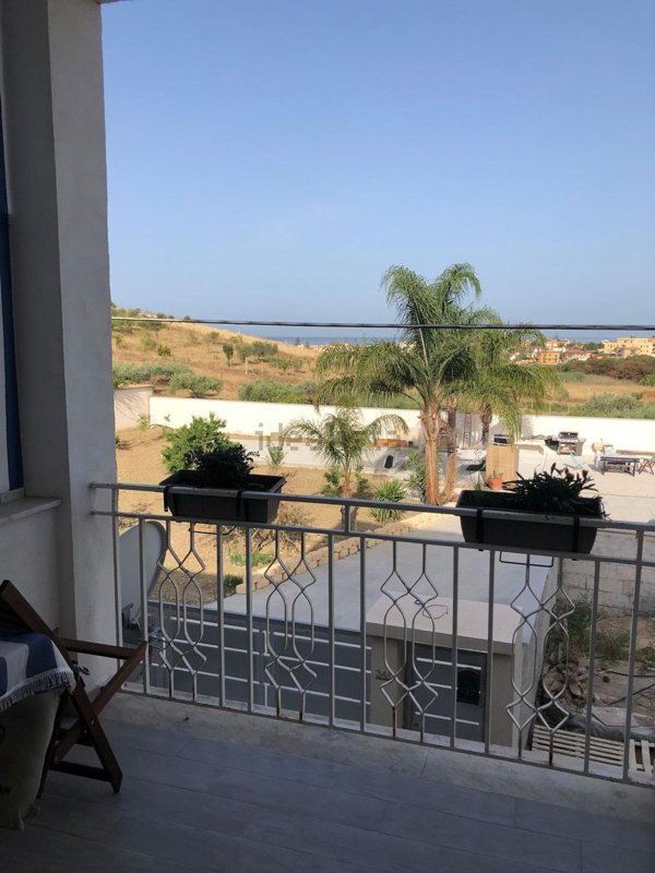 appartamento in vendita ad Agrigento in zona San Leone