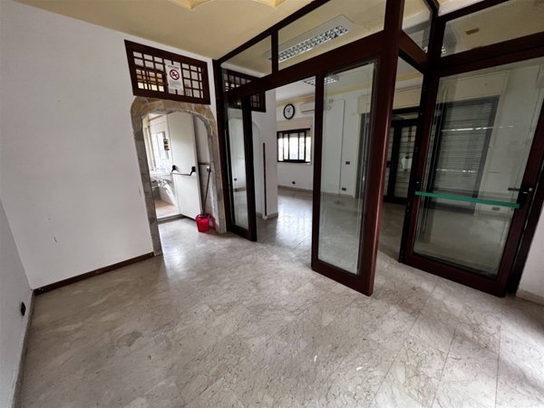 negozio in vendita ad Agrigento in zona Quadrivio Spinasanta