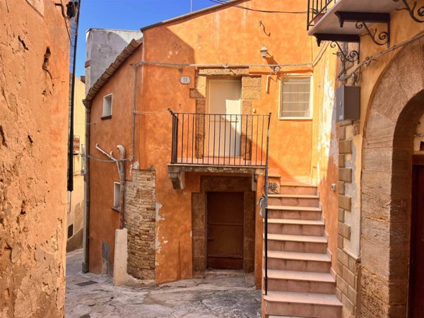 appartamento in vendita ad Agrigento in zona Centro Storico