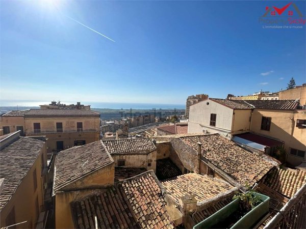 appartamento in vendita ad Agrigento in zona Centro Storico
