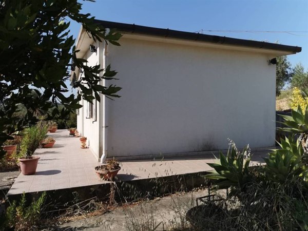 casa indipendente in vendita ad Agrigento in zona Montaperto