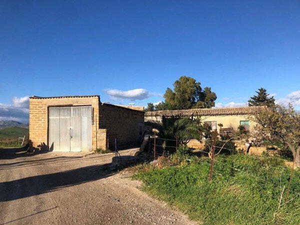 appartamento in vendita ad Agrigento in zona Fontanelle