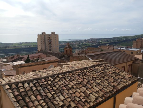appartamento in vendita ad Agrigento in zona Centro Storico