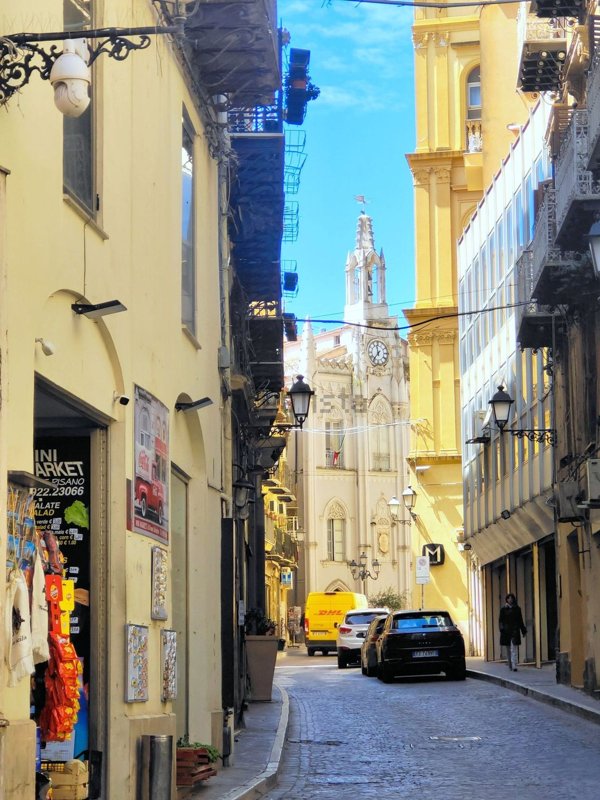 locale commerciale in vendita ad Agrigento in zona Centro Storico
