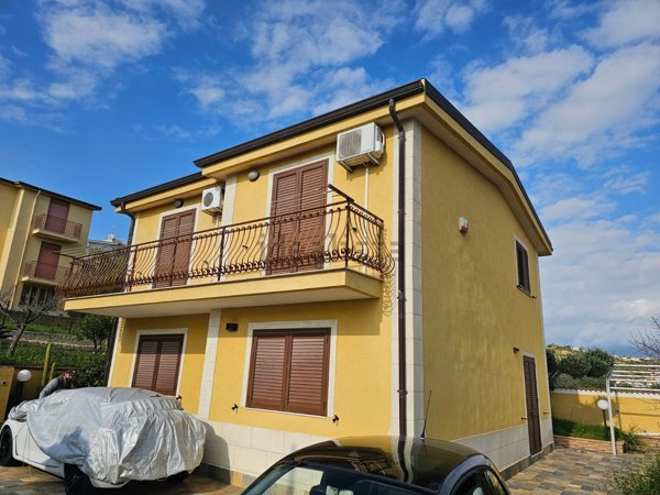 casa indipendente in vendita ad Agrigento in zona Villaggio Mosè