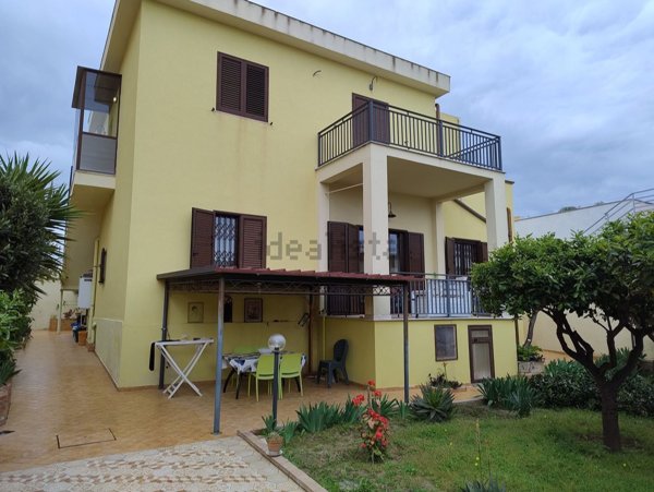 casa indipendente in vendita ad Agrigento in zona San Leone