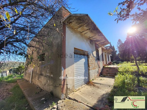 casa indipendente in vendita ad Agrigento in zona Villaggio Mosè
