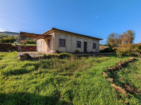 casa indipendente in vendita ad Agrigento in zona Montaperto
