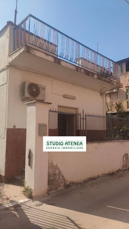 casa indipendente in vendita ad Agrigento in zona San Leone