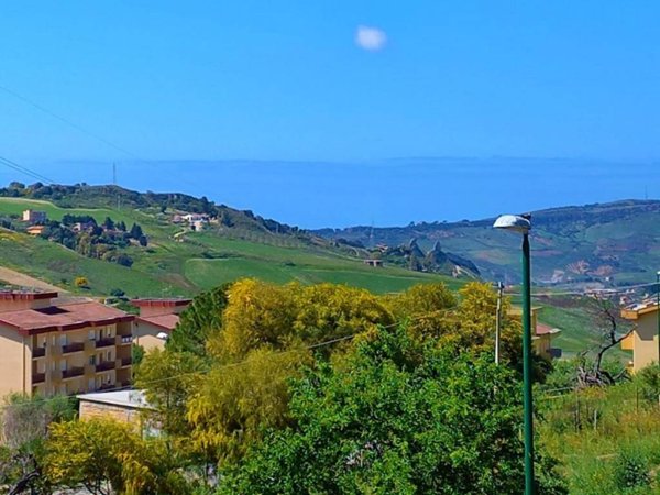 appartamento in vendita ad Agrigento in zona Giardina Gallotti