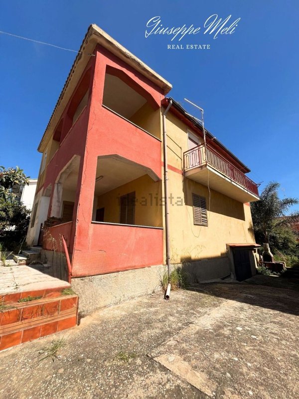 casa indipendente in vendita ad Agrigento in zona San Leone