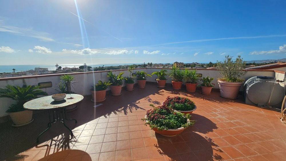 appartamento in vendita ad Agrigento in zona San Leone