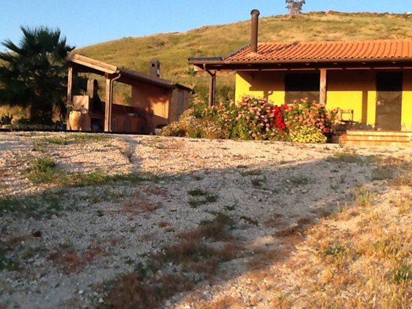 casa indipendente in vendita ad Agrigento in zona San Leone