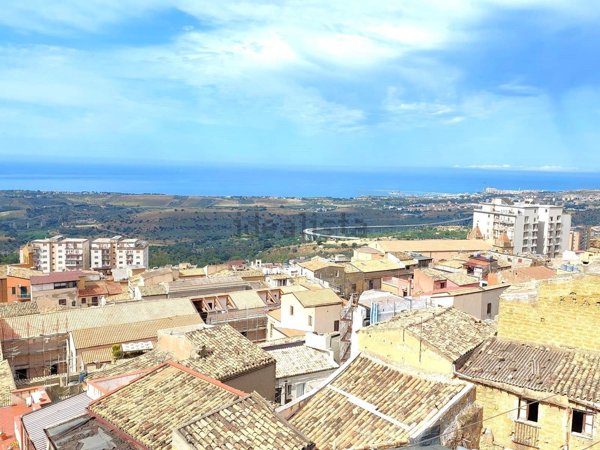appartamento in vendita ad Agrigento in zona Centro Storico