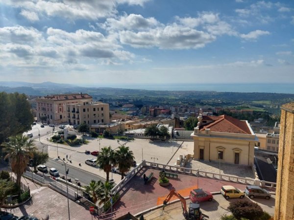 appartamento in vendita ad Agrigento in zona Centro Storico