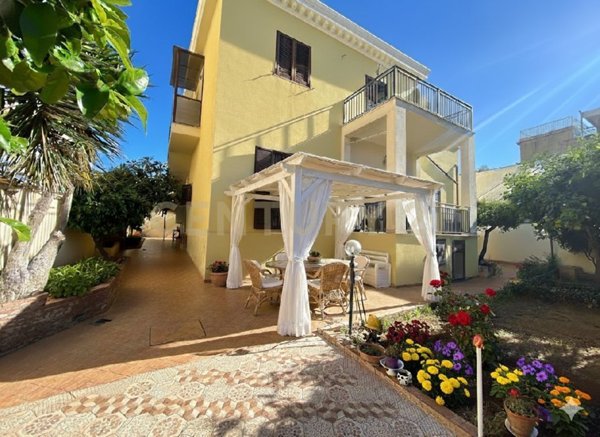 casa indipendente in vendita ad Agrigento in zona San Leone
