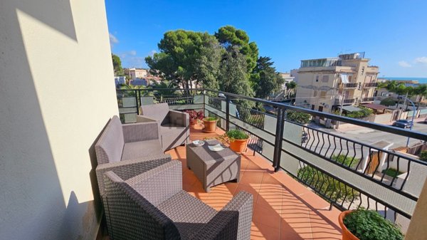 appartamento in vendita ad Agrigento in zona San Leone