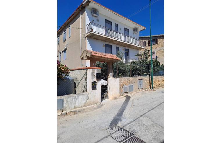 appartamento in vendita ad Agrigento in zona Villaggio Peruzzo