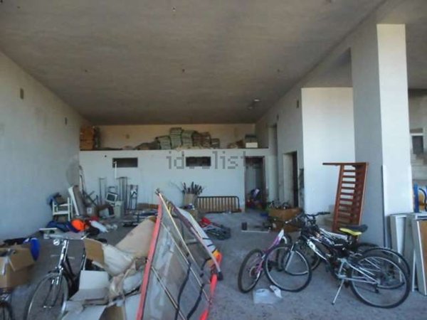 locale di sgombero in vendita ad Agrigento in zona Fontanelle