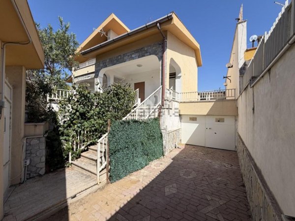 casa indipendente in vendita ad Agrigento in zona San Leone